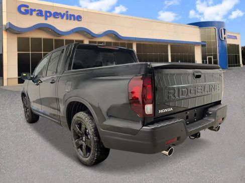 New 2026 Honda Ridgeline Black Edition image 3