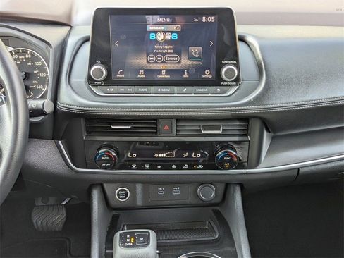 Certified 2023 Nissan Rogue SV image 25