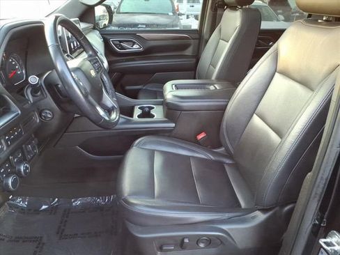 Used 2021 Chevrolet Tahoe LT w/ LT Signature Package image 5