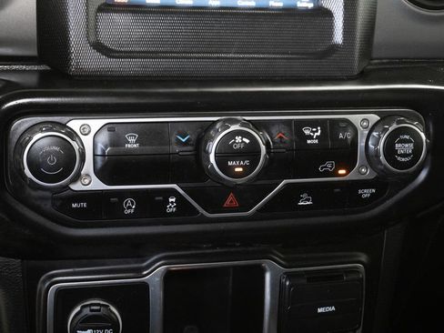 Certified 2023 Jeep Wrangler Unlimited Sport AWD/4WD image 22