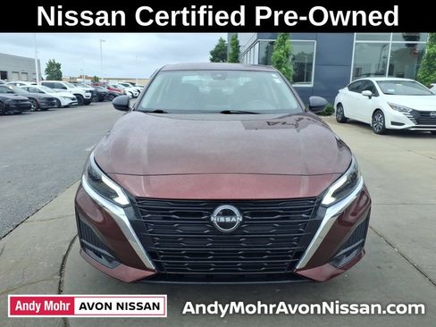 Certified 2025 Nissan Altima 2.5 SV AWD/4WD image 3