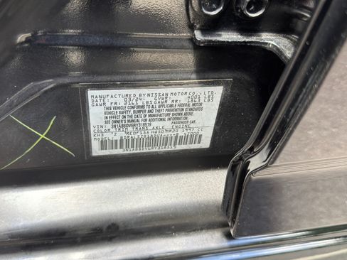 Used 2024 Nissan Sentra SR w/ SR Premium Package FWD image 41