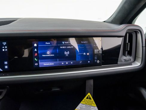 New 2026 Porsche Cayenne Turbo image 30