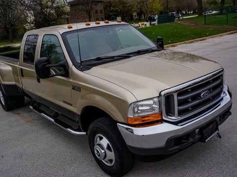 Used 2001 Ford F350 4x4 Crew Cab DRW Super Duty image 35