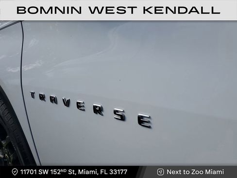 Used 2020 Chevrolet Traverse LT image 8