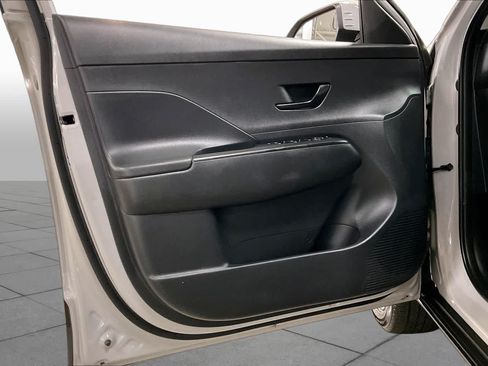 Used 2024 Hyundai Kona SEL AWD/4WD image 21