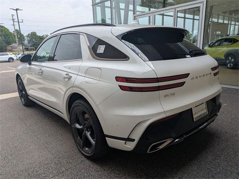 Used 2026 Genesis GV70 2.5T Sport Prestige image 3