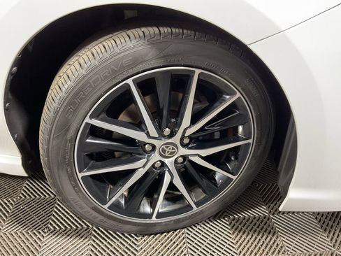 Used 2022 Toyota Camry SE FWD image 39