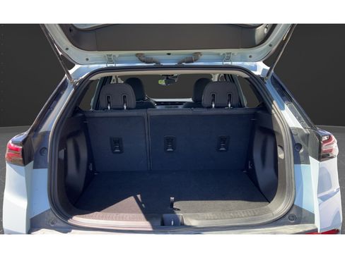 Certified 2023 Chevrolet Bolt EUV LT w/ Comfort Package FWD image 26