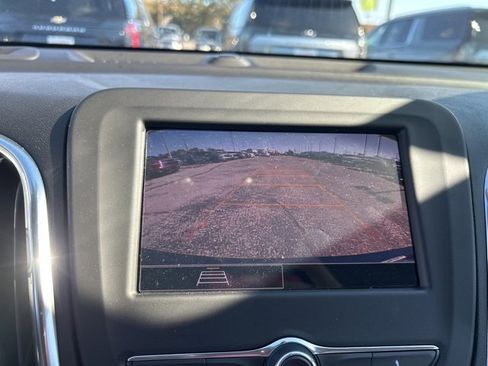 Certified 2023 Chevrolet Equinox LT image 22