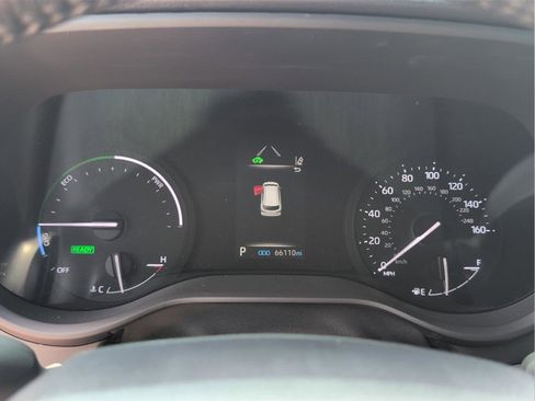 Used 2024 Toyota Sienna XLE FWD image 23
