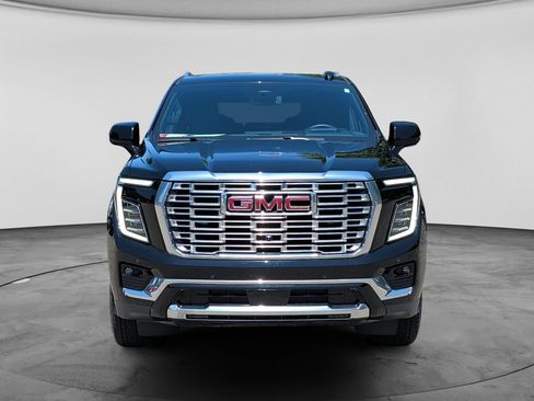 Used 2025 GMC Yukon Denali AWD/4WD image 2
