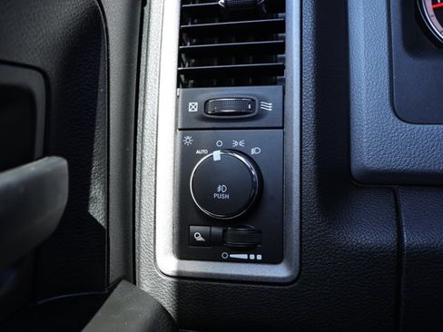 Used 2020 RAM 1500 Express w/ Express Value Package AWD/4WD image 15