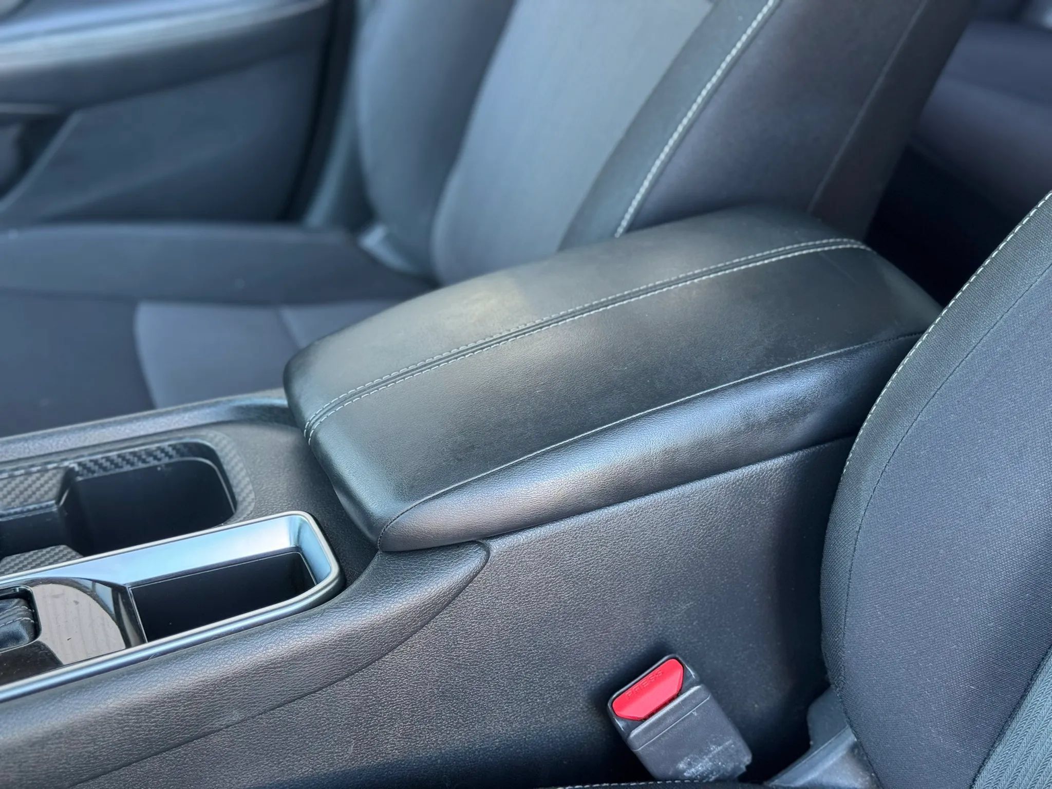 Used 2020 Nissan Sentra SV FWD image 25