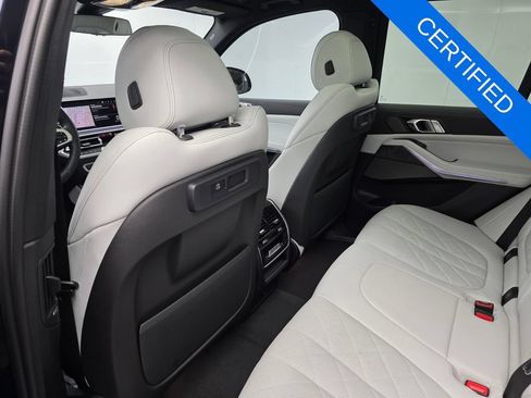 Used 2023 BMW X5 xDrive40i w/ M Sport Package AWD/4WD image 15