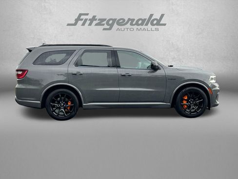 Used 2023 Dodge Durango R/T w/ Hemi Orange Plus Package AWD/4WD image 3