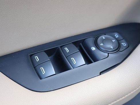 Used 2020 Chevrolet Blazer Premier w/ Driver Confidence II Package image 12