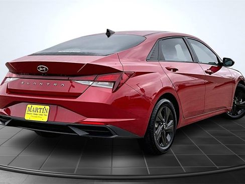 Used 2021 Hyundai Elantra SEL w/ Cargo Package image 13