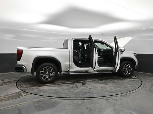 Used 2023 GMC Sierra 1500 SLT w/ SLT Premium Package image 43