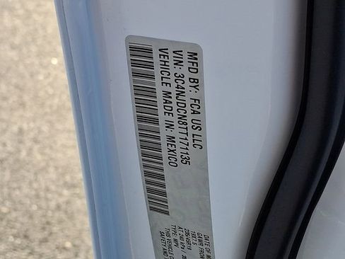 New 2026 Jeep Compass Limited image 18