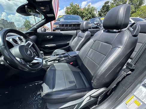Used 2023 Ford Mustang Premium image 16