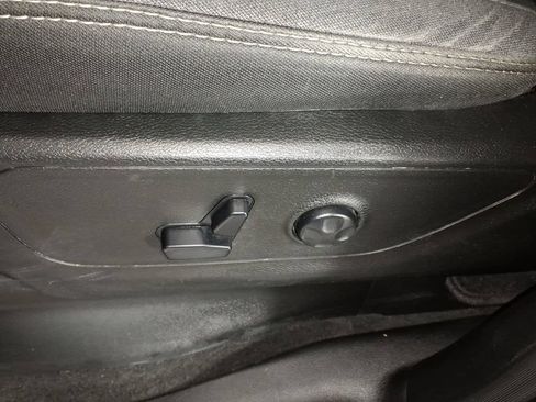 Used 2020 RAM 1500 Big Horn AWD/4WD image 16