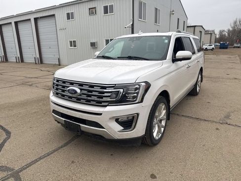 Used 2018 Ford Expedition Max Limited w/ Equipment Group 302A AWD/4WD image 5