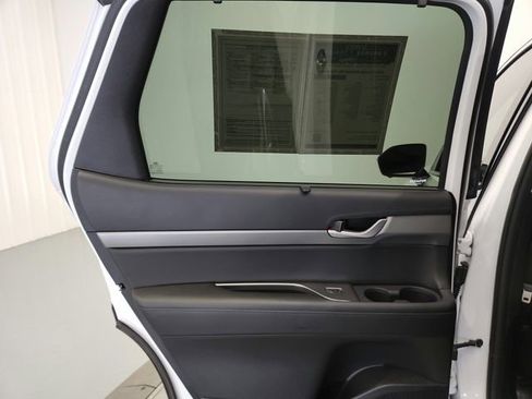 Used 2025 Hyundai Palisade SEL FWD image 35