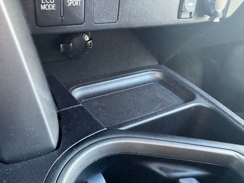 Certified 2017 Toyota RAV4 LE image 14