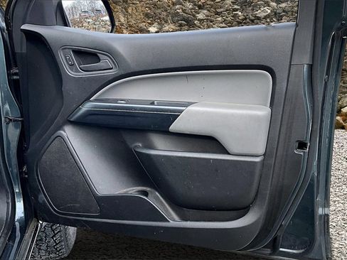 Used 2015 Chevrolet Colorado W/T image 16