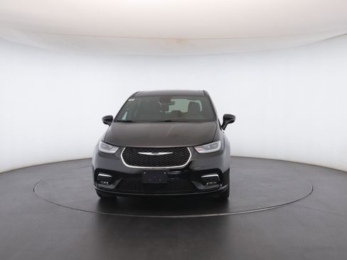 New 2026 Chrysler Pacifica Select FWD image 37