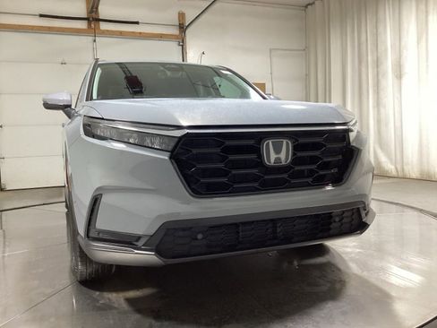Used 2023 Honda CR-V EX-L image 2
