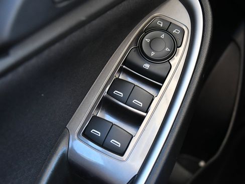 Used 2022 Chevrolet Malibu LS FWD image 29