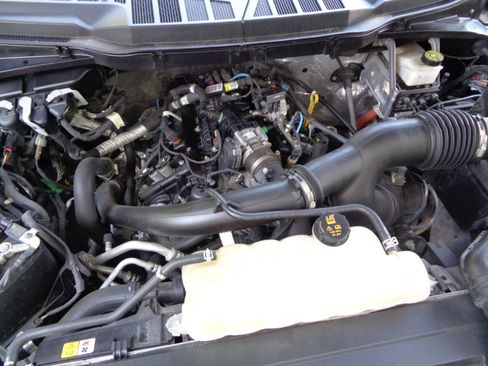 Used 2022 Ford F150 XLT w/ Equipment Group 302A High image 20