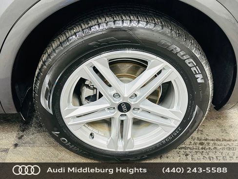 Certified 2025 Audi Q5 e Premium Plus w/ Premium Plus Package AWD/4WD image 36