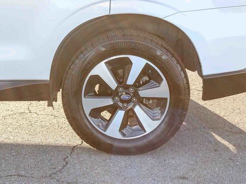 Used 2018 Subaru Forester 2.5i w/ Alloy Wheel Package image 8