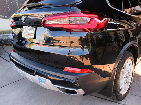 Used 2021 BMW X5 xDrive45e w/ Premium Package 2 AWD/4WD image 39