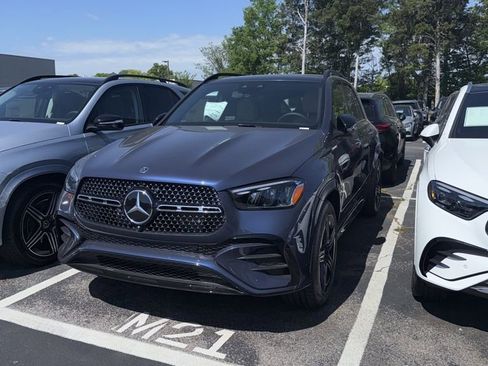 New 2026 Mercedes-Benz GLE 450 4MATIC image 1