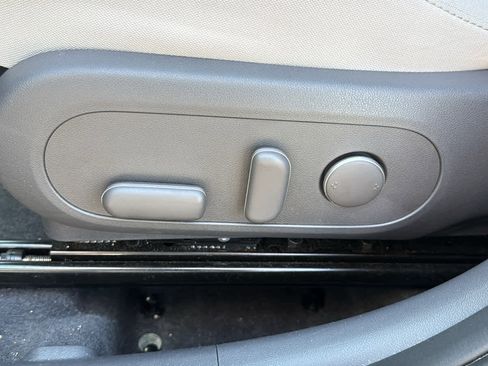 Used 2024 Hyundai Kona SEL AWD/4WD image 10