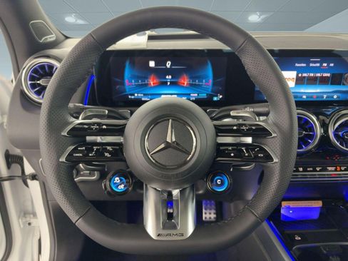 New 2026 Mercedes-Benz GLB 35 AMG 4MATIC image 17