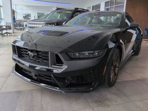 Used 2025 Ford Mustang Dark Horse RWD image 7