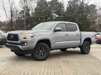 Used 2020 Toyota Tacoma SR5 video 1