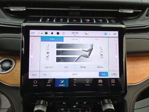 Used 2022 Jeep Grand Cherokee Summit AWD/4WD image 15