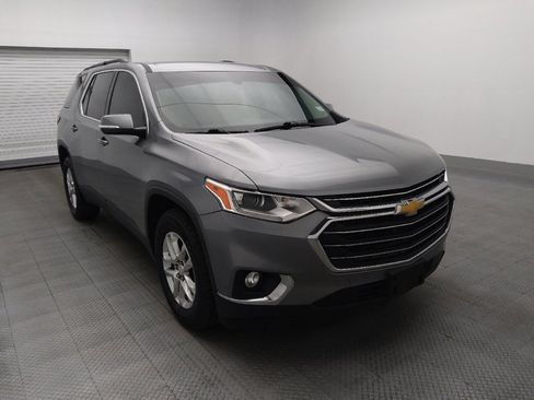Used 2019 Chevrolet Traverse LT image 13