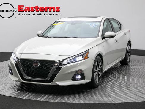 Used 2020 Nissan Altima 2.5 SL image 1