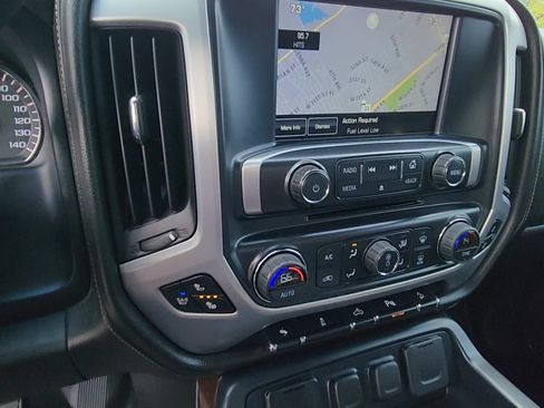 Used 2014 GMC Sierra 1500 SLT w/ SLT Preferred Package AWD/4WD image 36