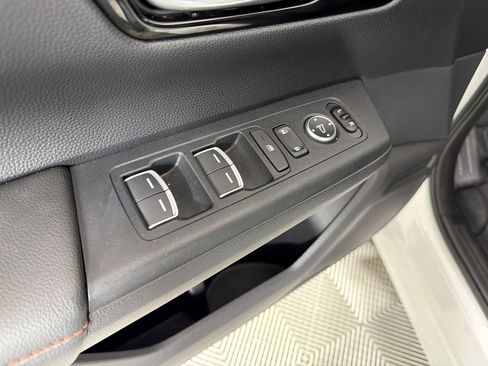 Used 2024 Honda CR-V Sport Touring image 27