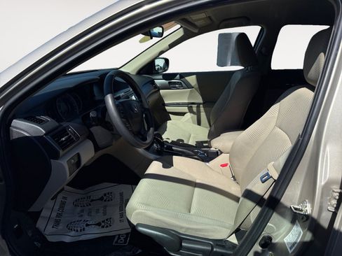 Used 2014 Honda Accord LX image 10