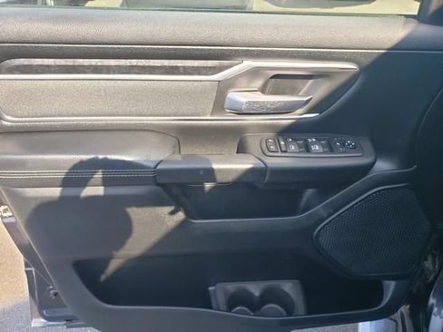 Used 2019 RAM 1500 Big Horn AWD/4WD image 11