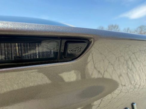 Used 2019 Lincoln MKZ Reserve w/ Reserve Plus Package AWD/4WD image 56